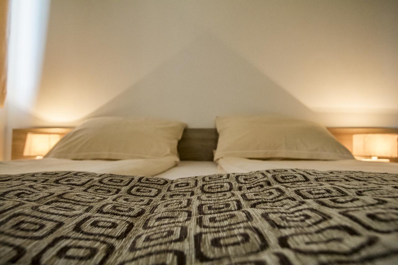 Hotel Logavina 8 Garage Parking Sarajevo Ngoại thất bức ảnh