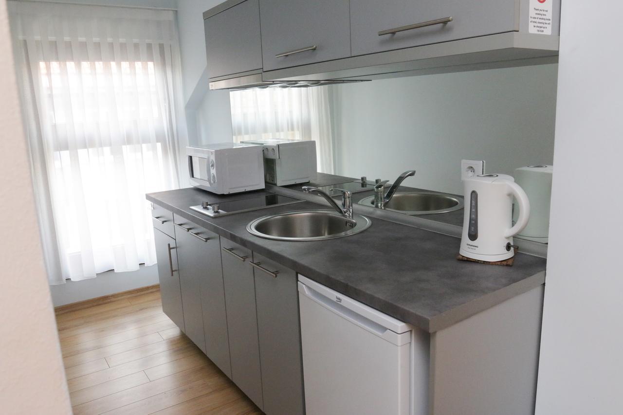 Hotel Logavina 8 Garage Parking Sarajevo Ngoại thất bức ảnh